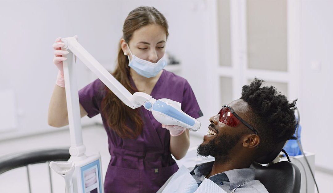 Why Our Smile Makeover Dentist Excels at Spreading Smiles?